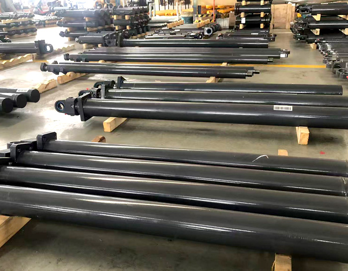 大臂伸縮油缸(gang)